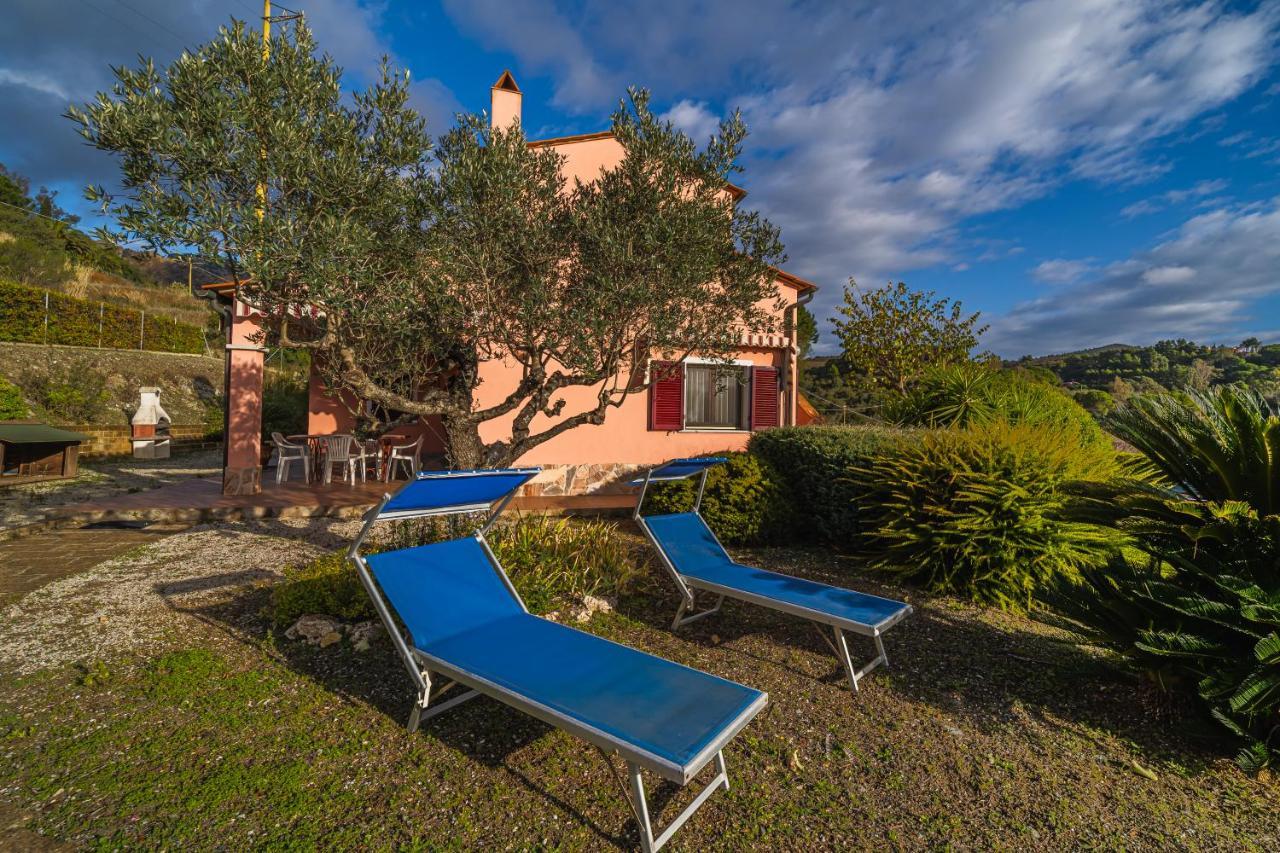 Villa Doddy Nei Pressi Di Barbarossa Porto Azzurro Exterior photo