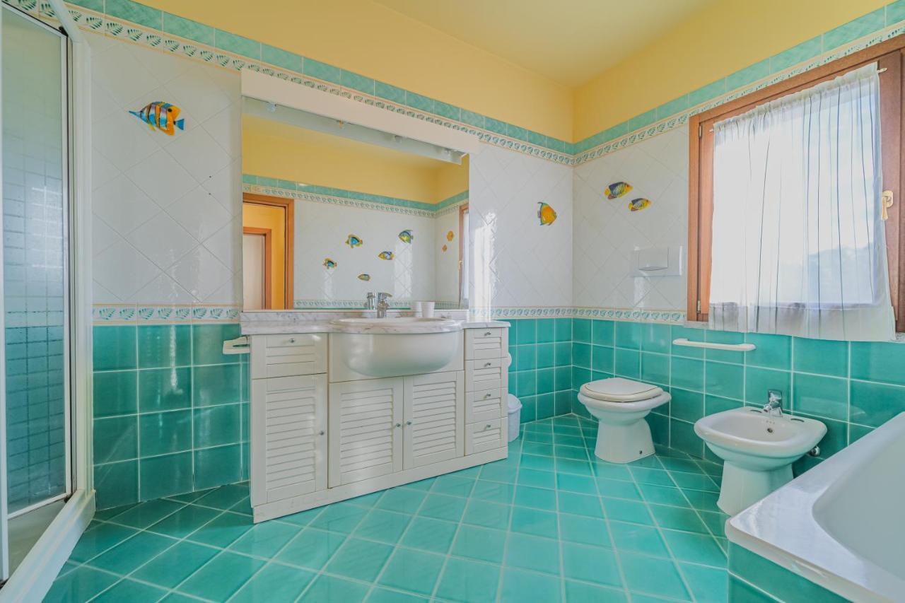 Villa Doddy Nei Pressi Di Barbarossa Porto Azzurro Exterior photo