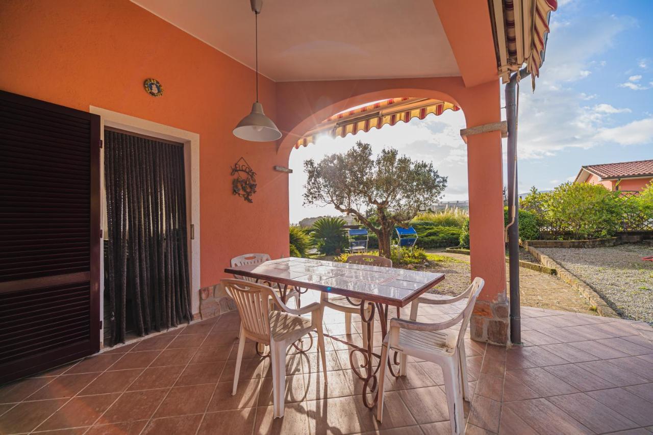 Villa Doddy Nei Pressi Di Barbarossa Porto Azzurro Exterior photo