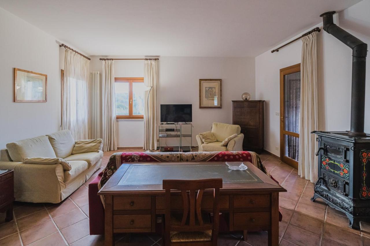 Villa Doddy Nei Pressi Di Barbarossa Porto Azzurro Exterior photo